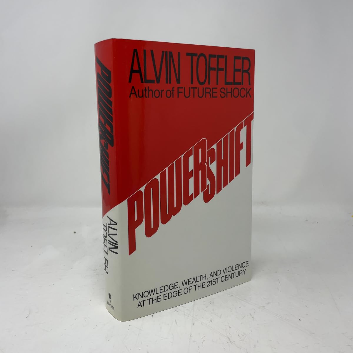 Powershift: Knowledge, Wealth, and Violence at the Edge of the 21st Century book cover
