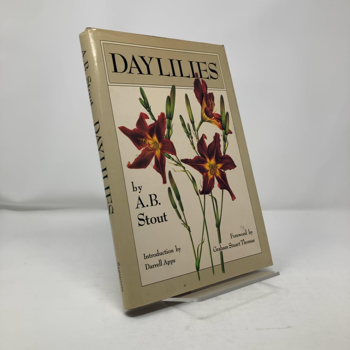 Daylilies: The Wild Species and Garden Clones, Both Old and New, of the Genus Hemerocallis (Revised) book cover