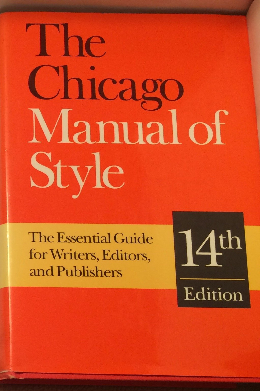 Chicago Manual of Style book cover