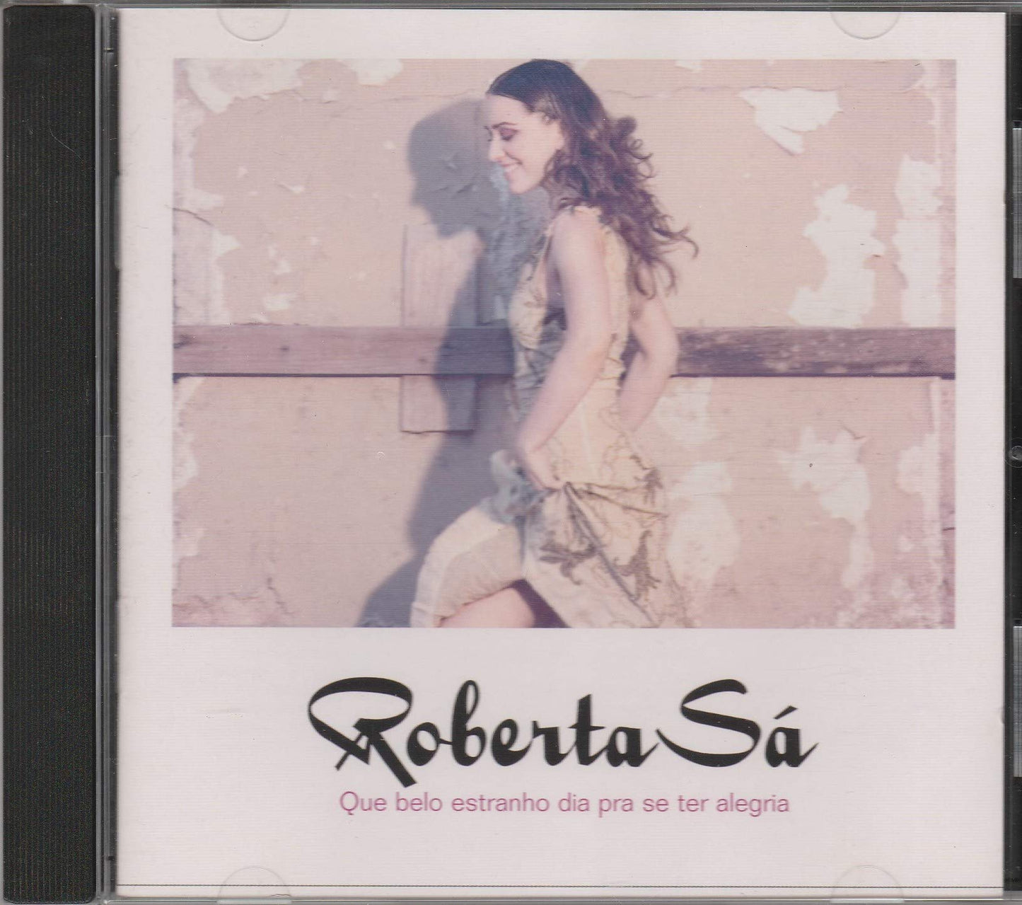 Belo Estranho Dia Pra Se Ter Alegria (Imported)