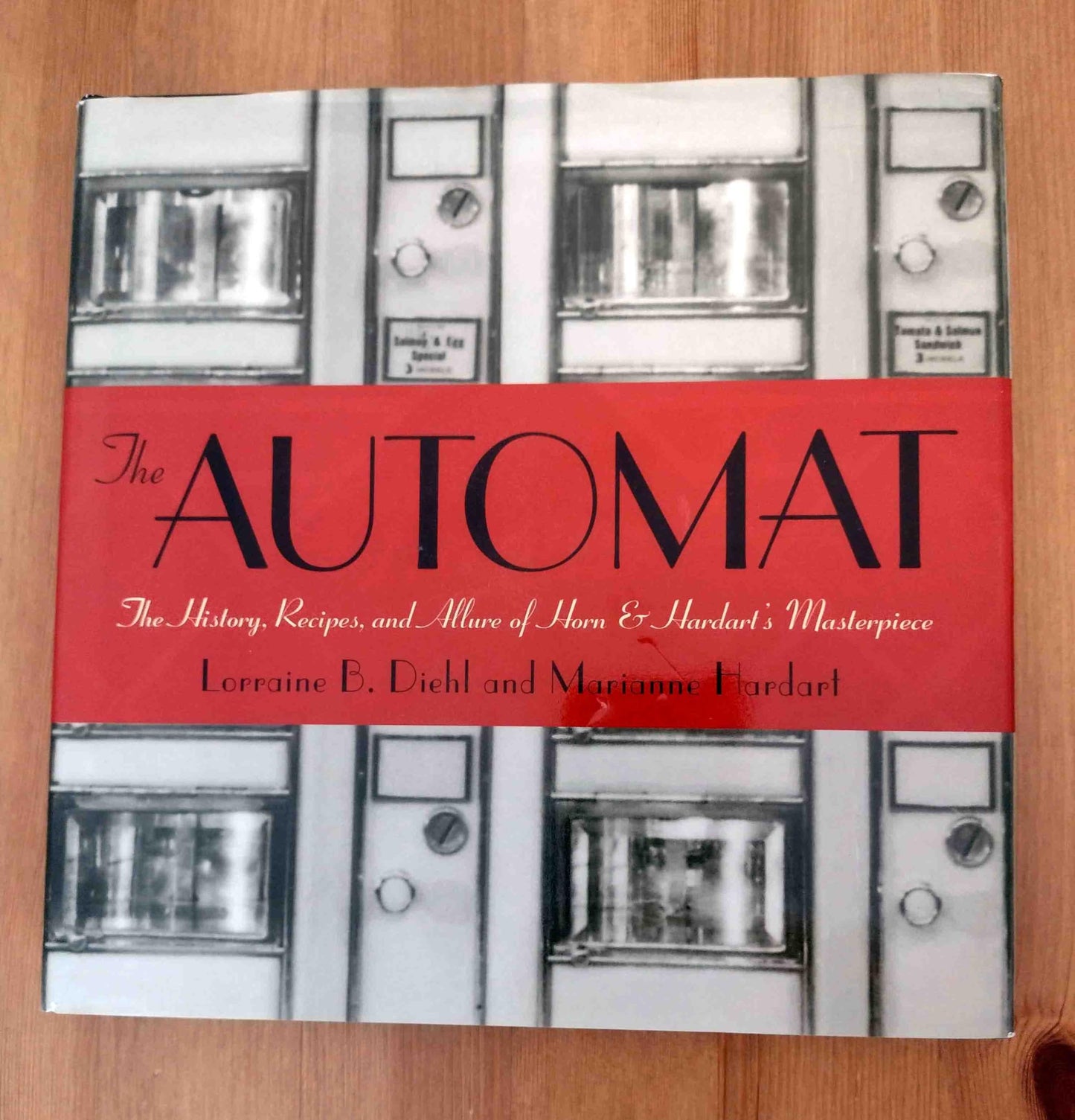 Automat: The History, Recipes, and Allure of Horn & Hardart's Masterpiece book cover