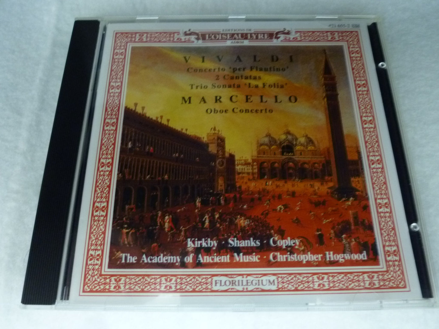 Vivaldi: "La Folia" (Cantatas, Variations on "La Folia", Recorder Concerto); Alessandro Marcello: Oboe Concerto book cover