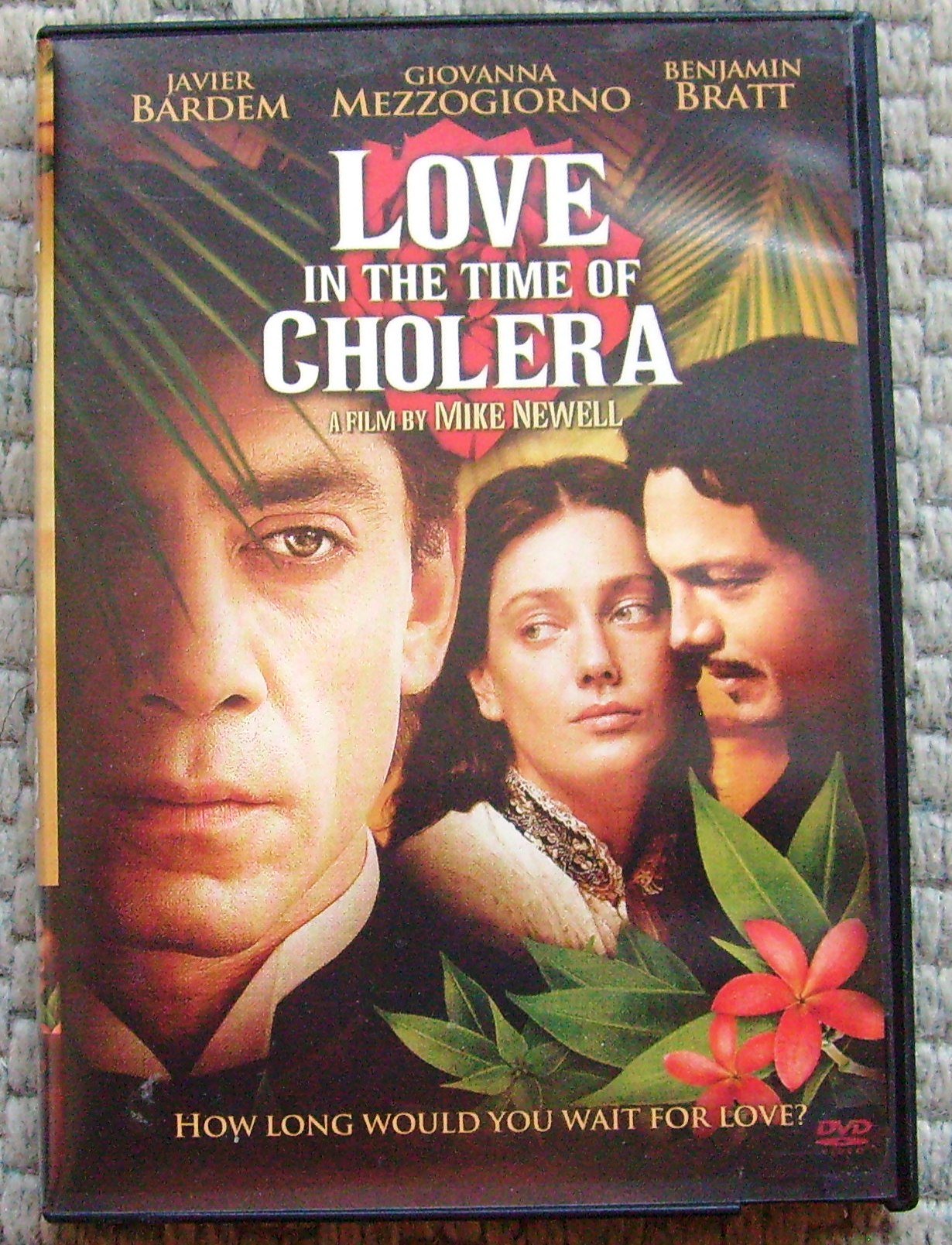 Love in the Time of Cholera book cover