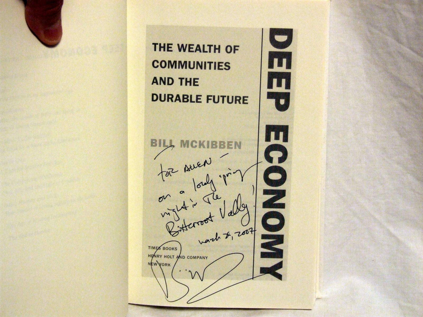 Deep Economy: The Wealth of Communities and the Durable Future book cover