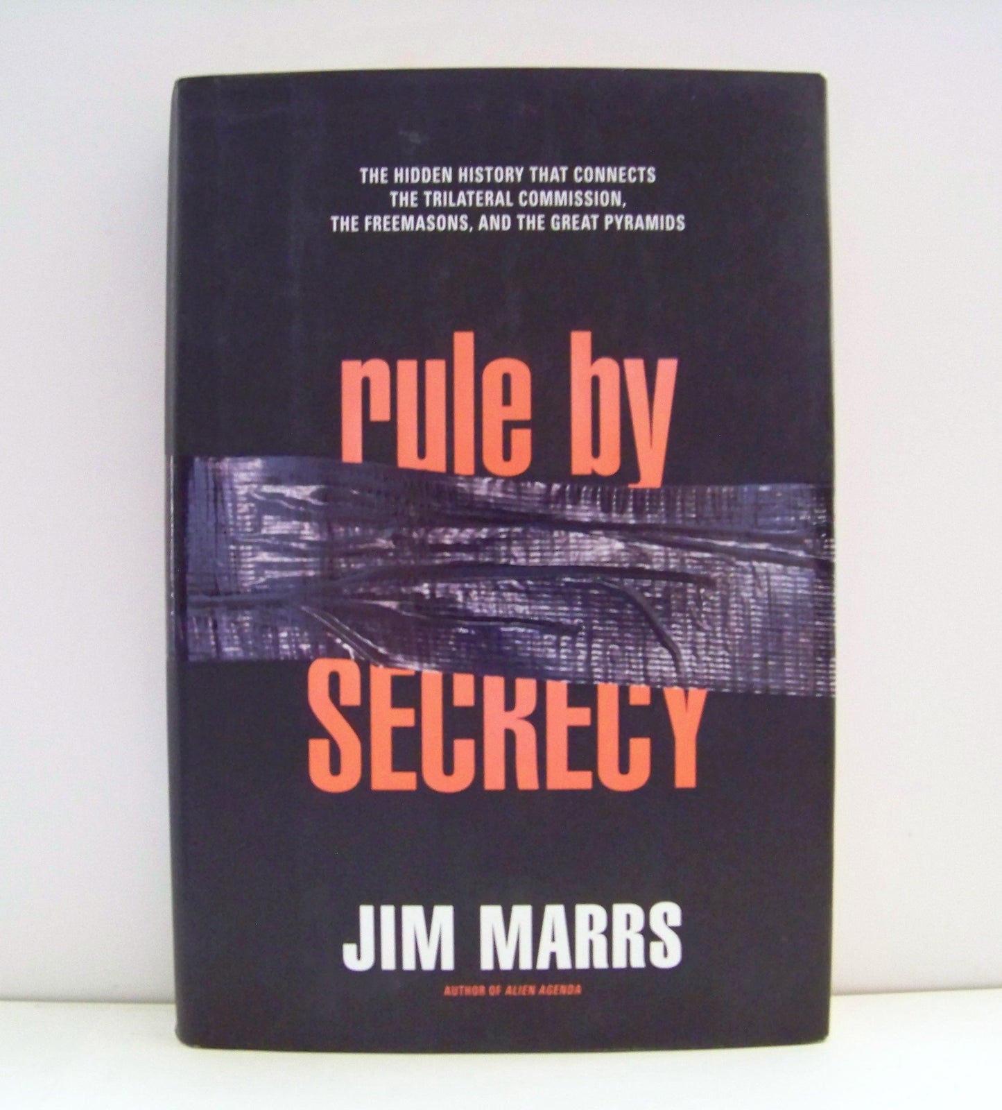 Rule by Secrecy: The Hidden History That Connects the Trilateral Commision, the Freemasons and the Great Pyramids