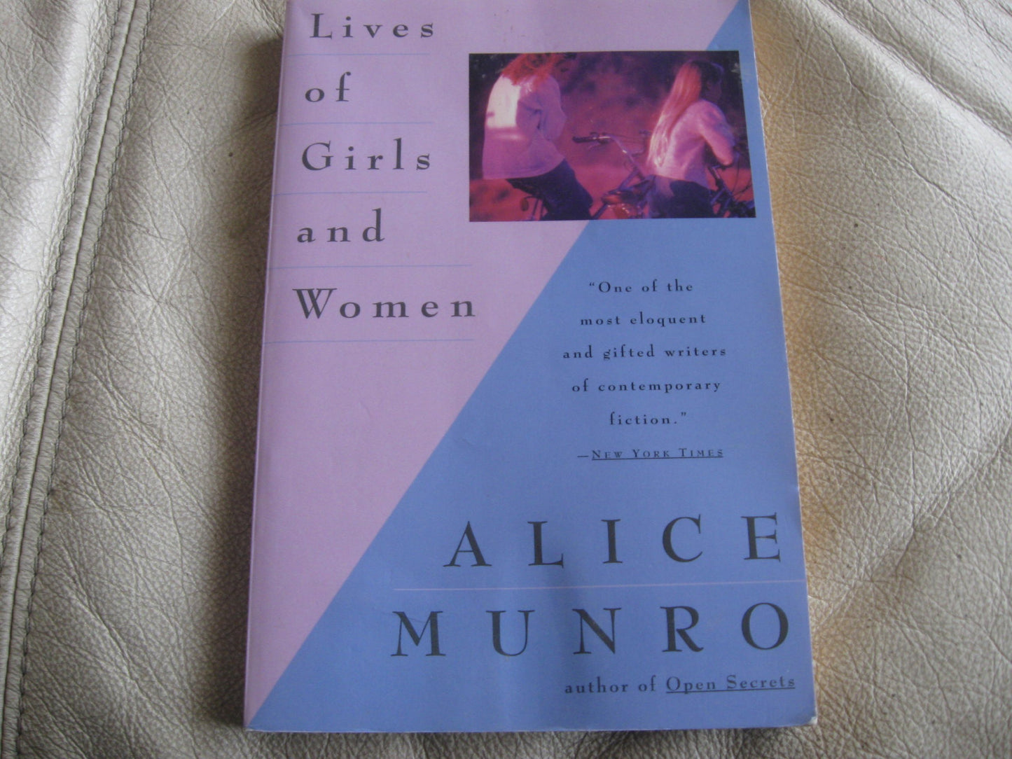 Lives of Girls and Women book cover