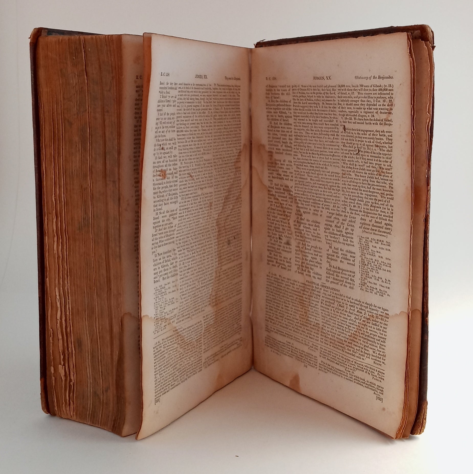 The Comprehensive Commentary of the Holy Bible, containing the text according to the authorised version; Scott's marginal references; Matthew Henry's commentary, condensed, but containing every useful thought; the practical observations of Rev. Thomas Sco