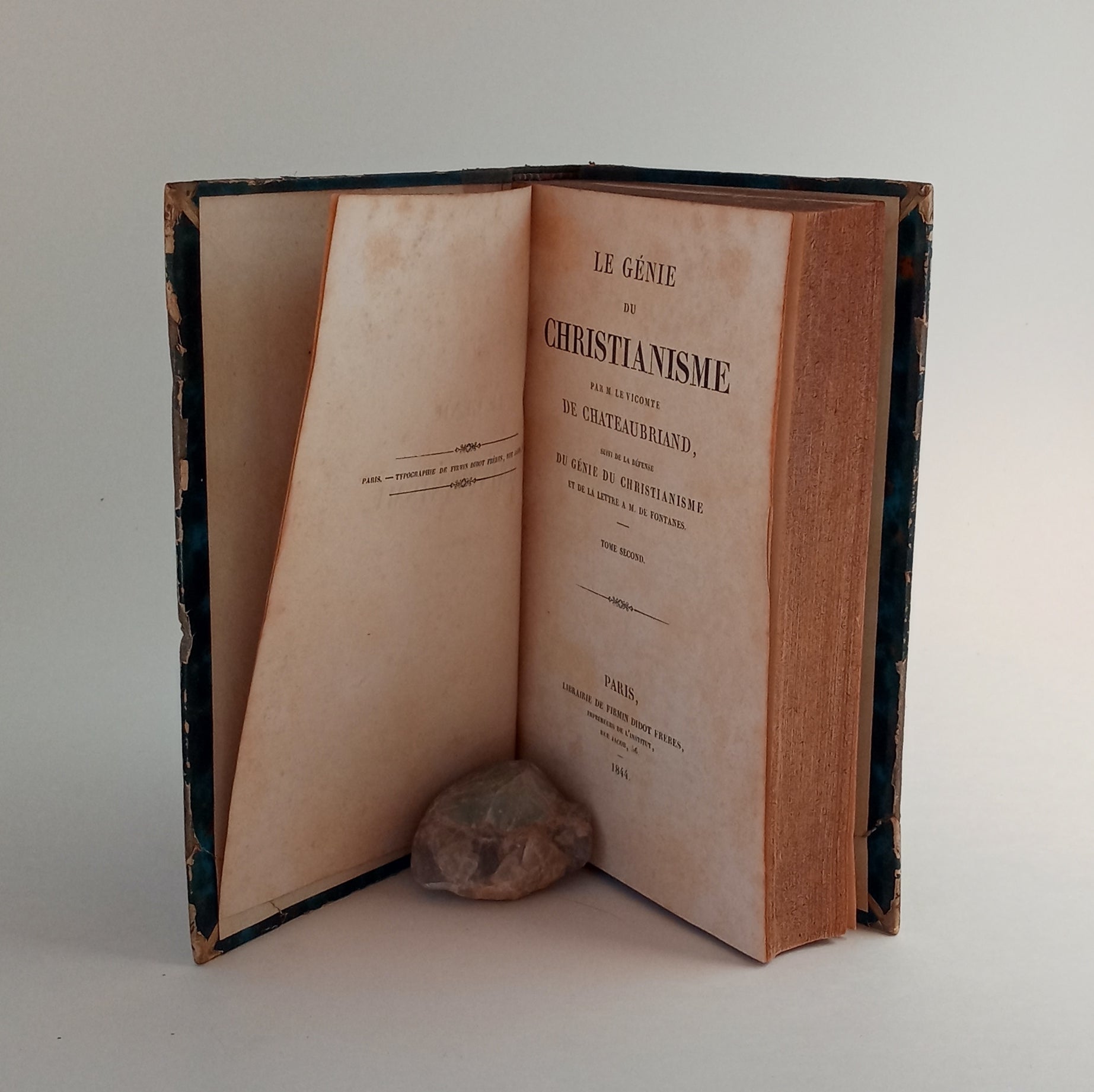 La Génie du Christianisme par M. le Vicomte de Chateaubriand, suivi la défense du La Génie du Christianisme et de la lettre A. M. de Fontanes. Tome Second. book cover