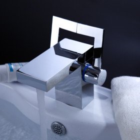 Chrome Finish Post Modern Bathroom Sink Faucet with Pop up Waste