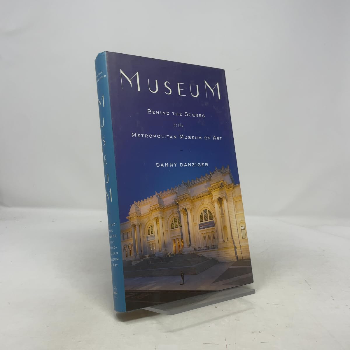 Museum: Behind the Scenes at the Metropolitan Museum of Art book cover