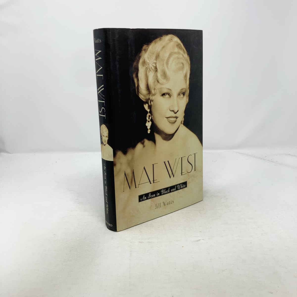 Mae West: An Icon in Black and White book cover