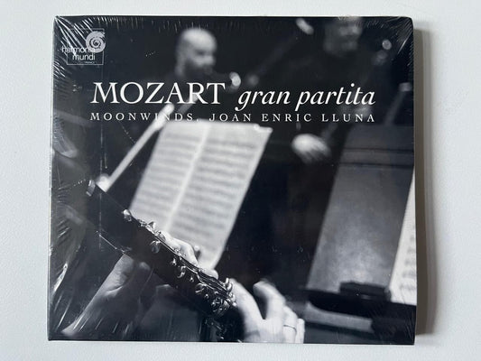 Mozart: Serenade "Grand Partita" K. 361 / Johann Nepomuk Wendt: El Rapto en el Serrallo (arrangement of Die Entfuhrung aus dem Serail, for winds) / Martin y Soler: Divertimento on "Una Cosa Rara" book cover