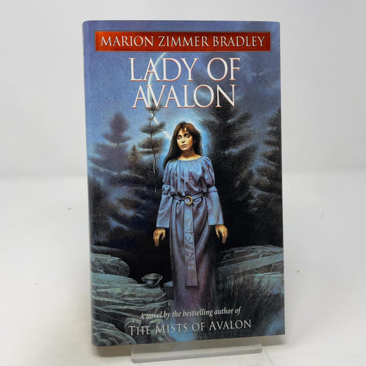 Lady of Avalon book cover
