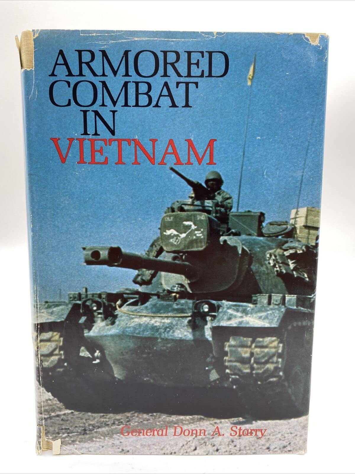Armored Combat in Vietnam book cover