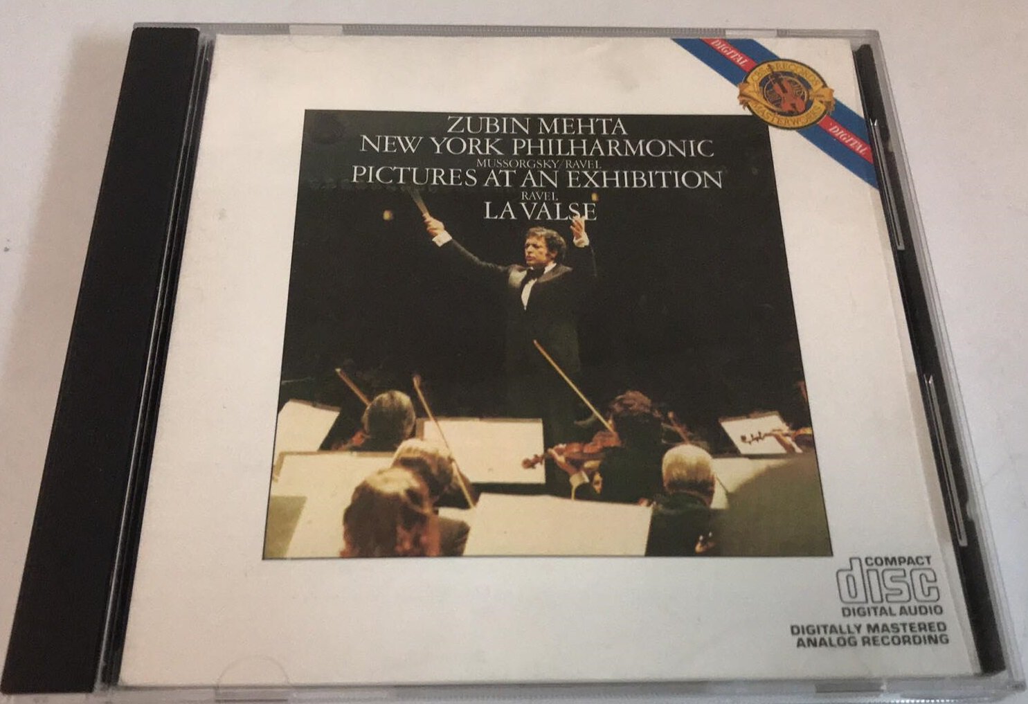 Mussorgsky: Pictures at an Exhibition / Ravel: La Valse book cover