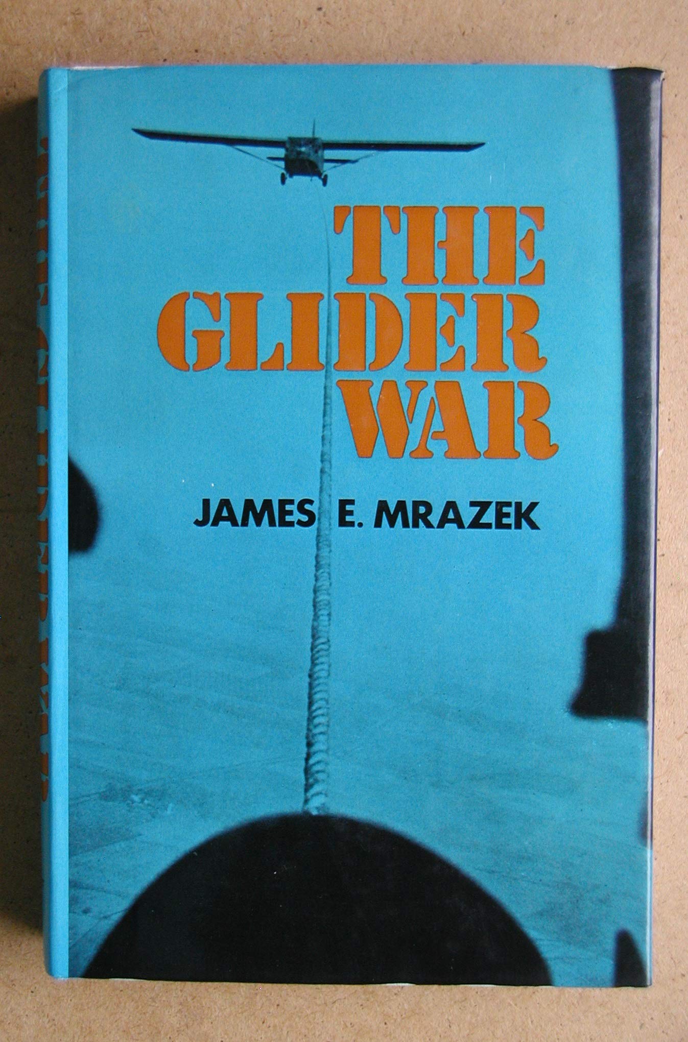 The glider war book cover