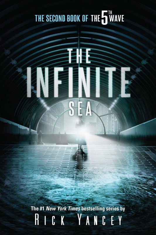 Infinite Sea: The Second Book of the 5th Wave book cover