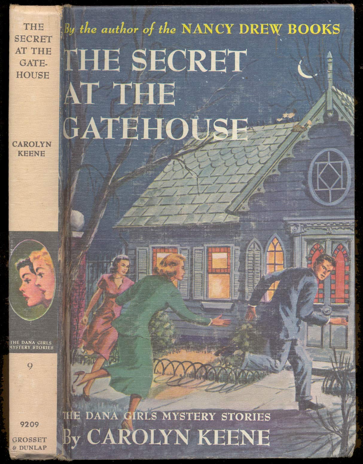 The Secret at the Gatehouse (Dana Girls Mystery Stories, No. 9)
