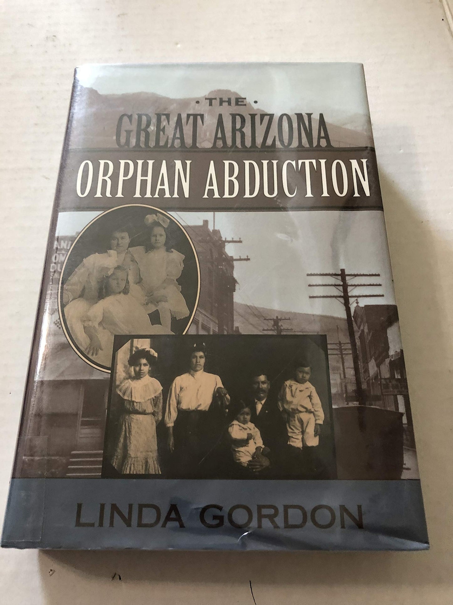 Great Arizona Orphan Abduction