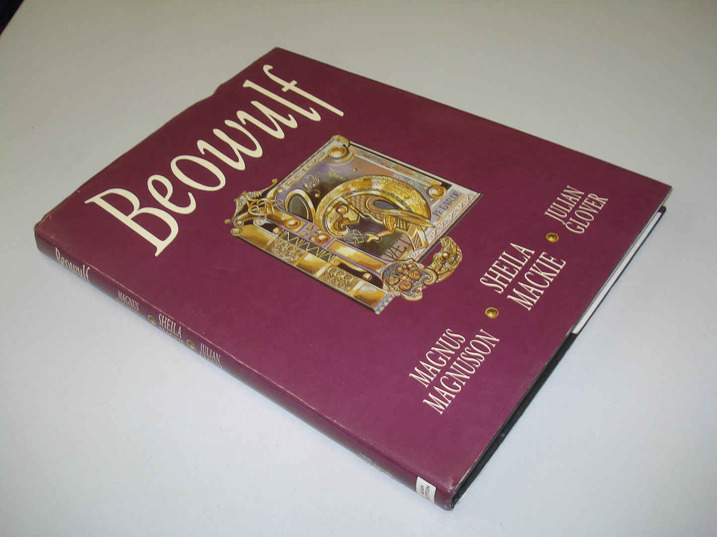 Beowulf: An Adaptation by Julian Glover of the Verse Translations of Michael Alexander and Edwin Morgan