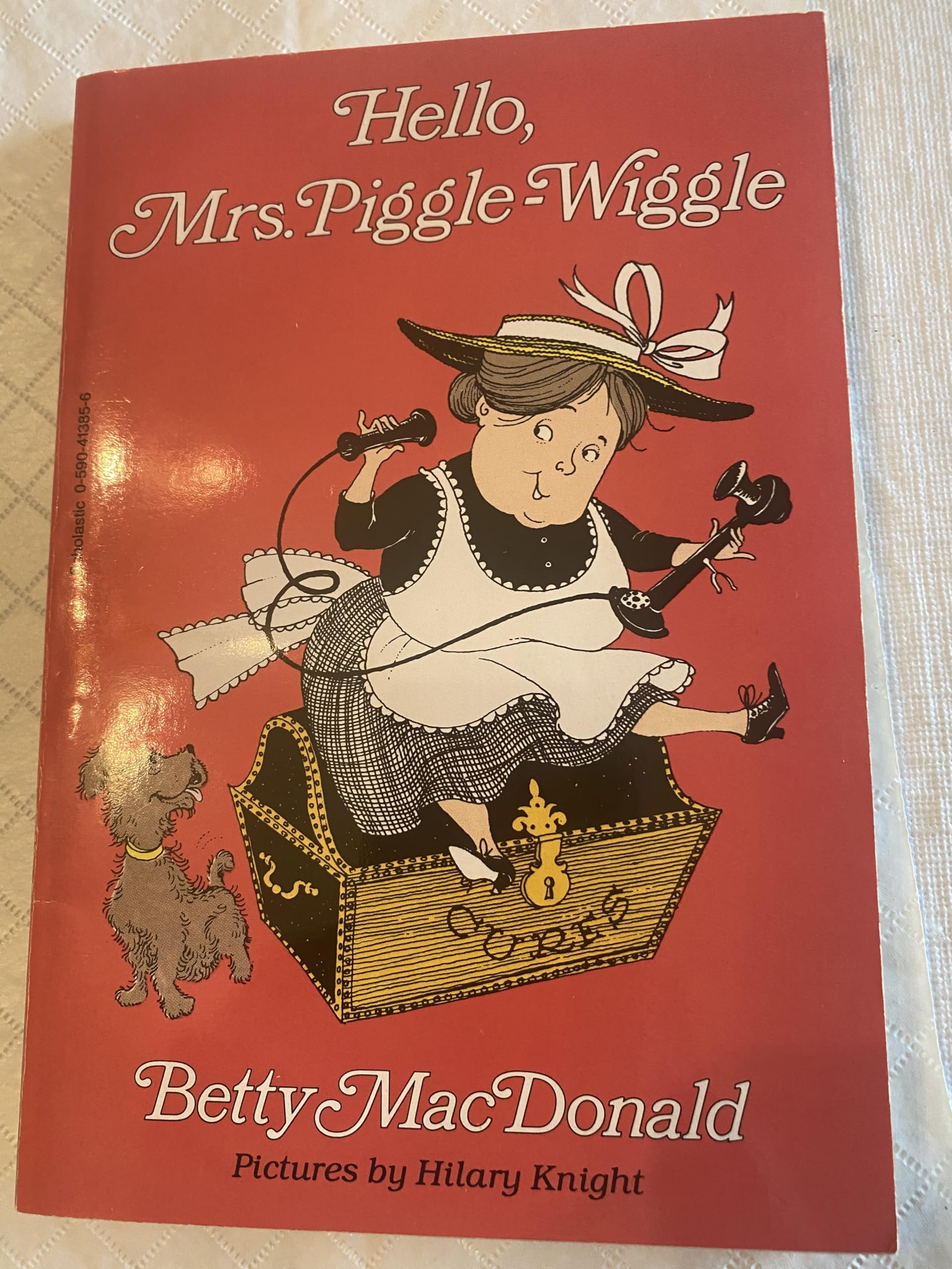 Hello, Mrs. Piggle-Wiggle book cover