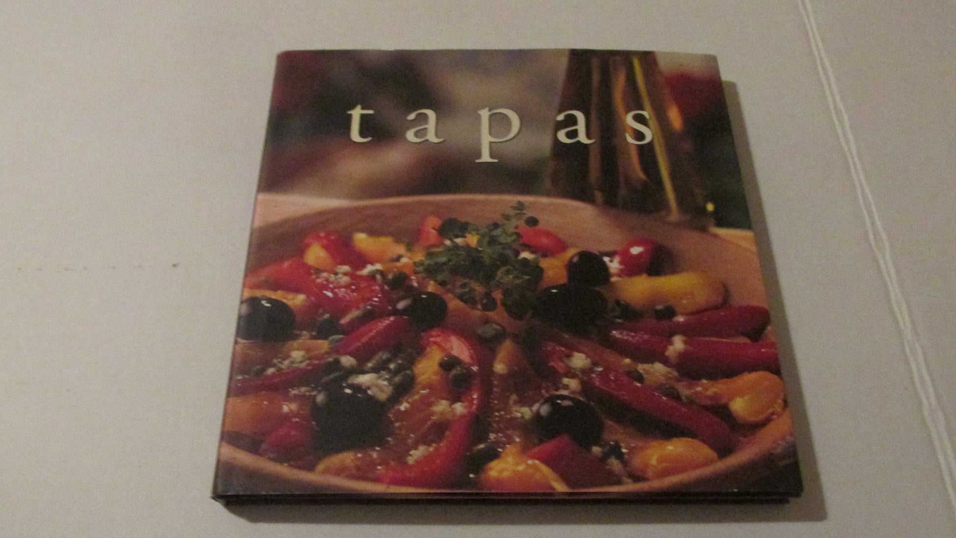 Tapas by Susanna Tee (2004) Hardcover book cover