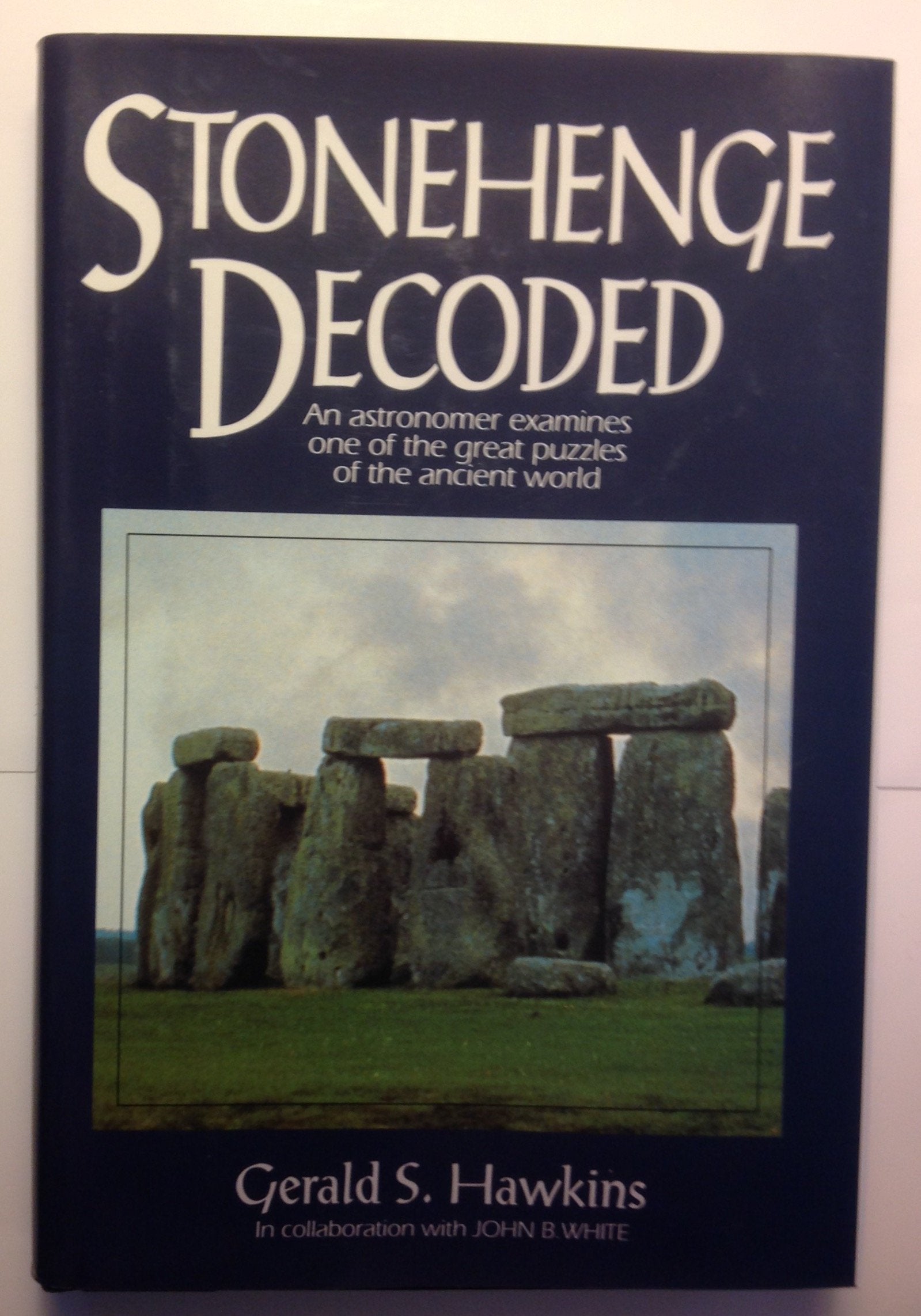 Stonehenge Decoded book cover