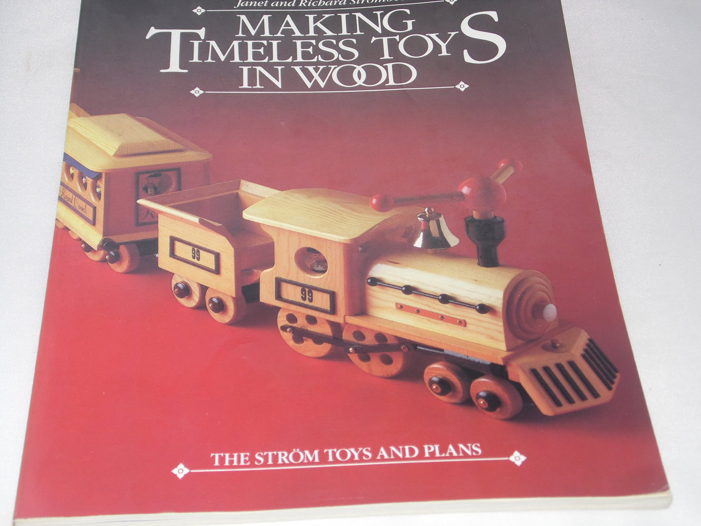 Making Timeless Toys in Wood book cover