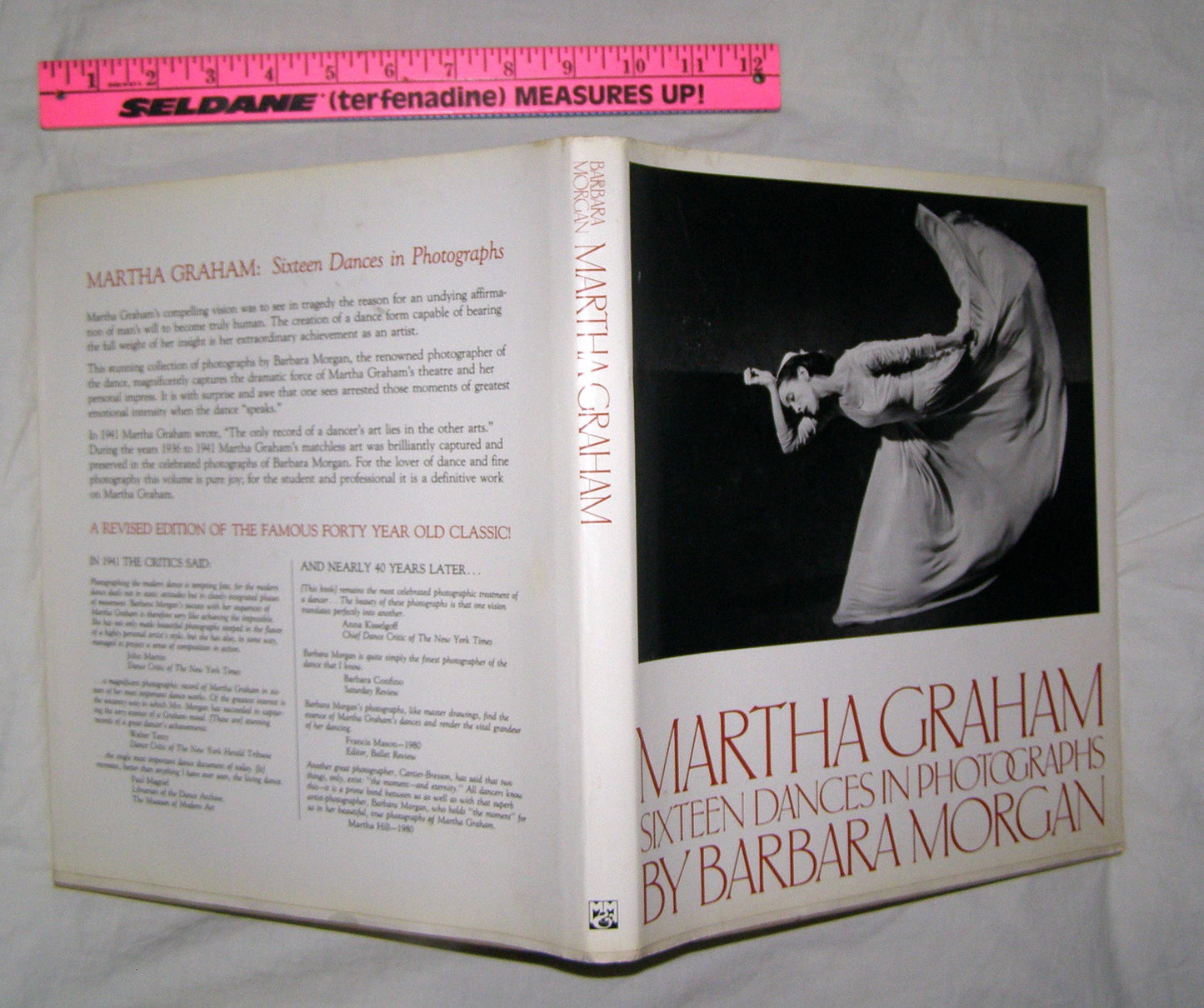 Martha Graham, Sixteen Dances in Photographs (Rev) book cover