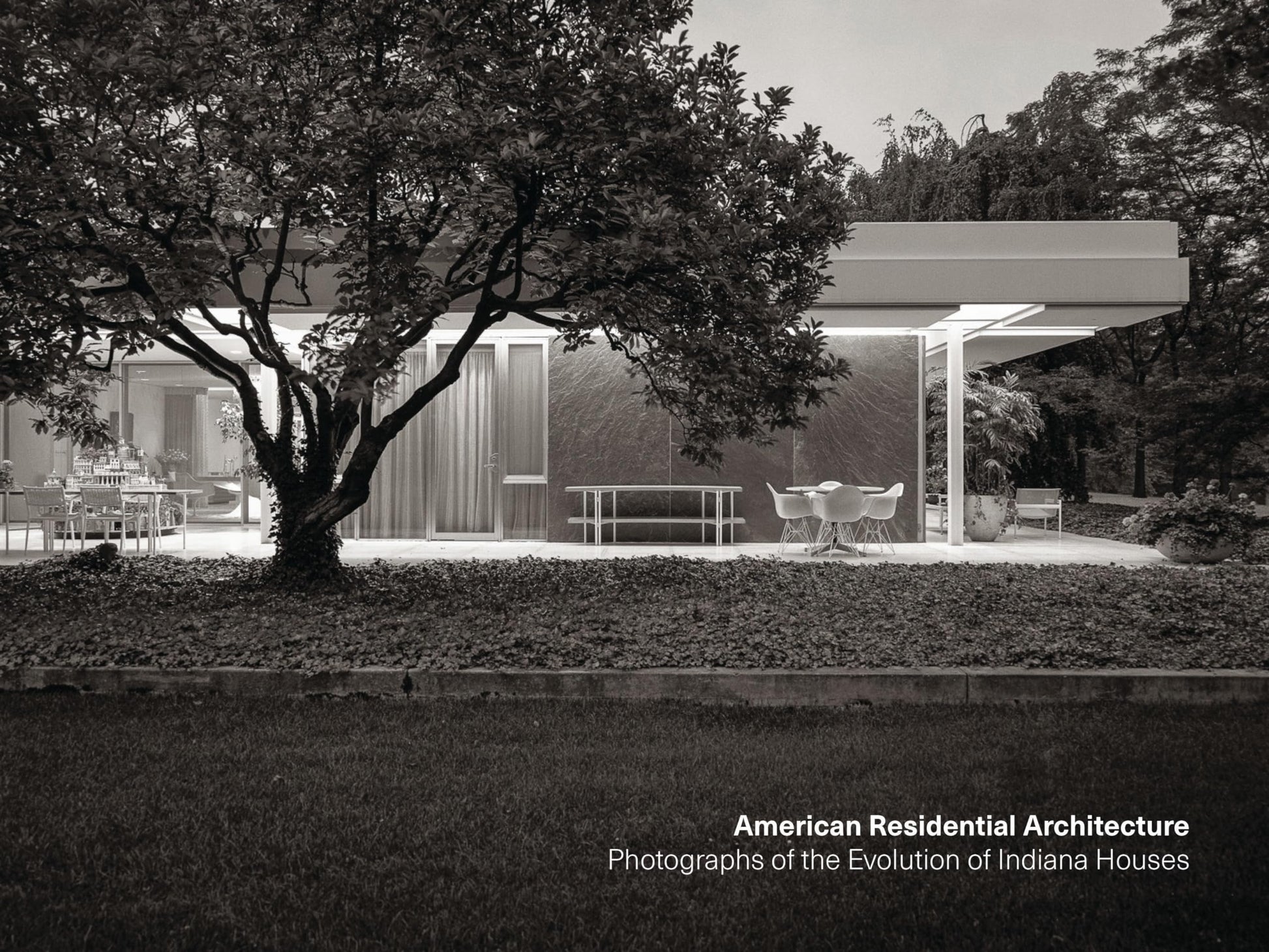 American Residential Architecture: Photographs of the Evolution of Indiana Houses book cover