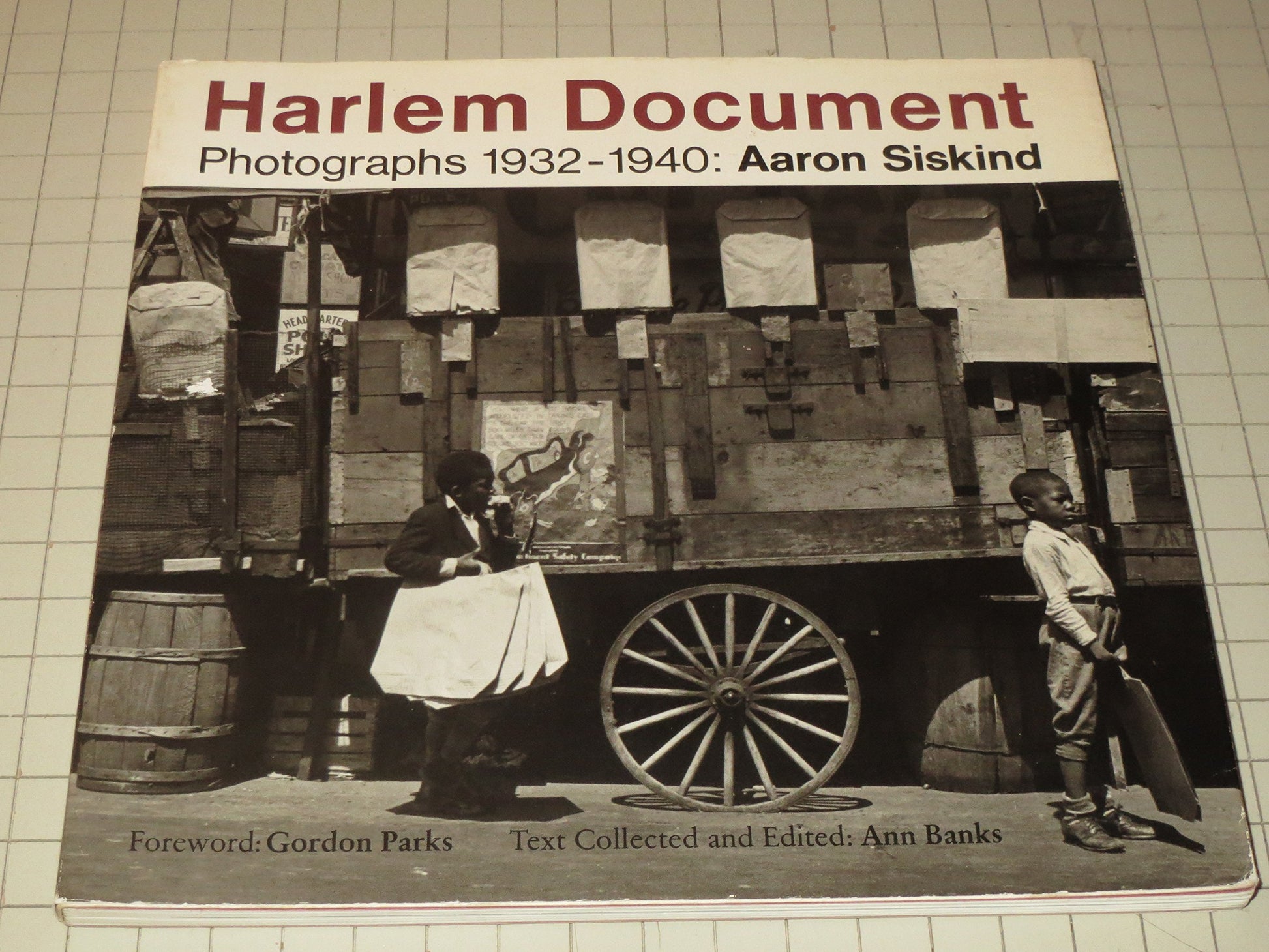 Harlem Document: Photographs 1932-1940 book cover