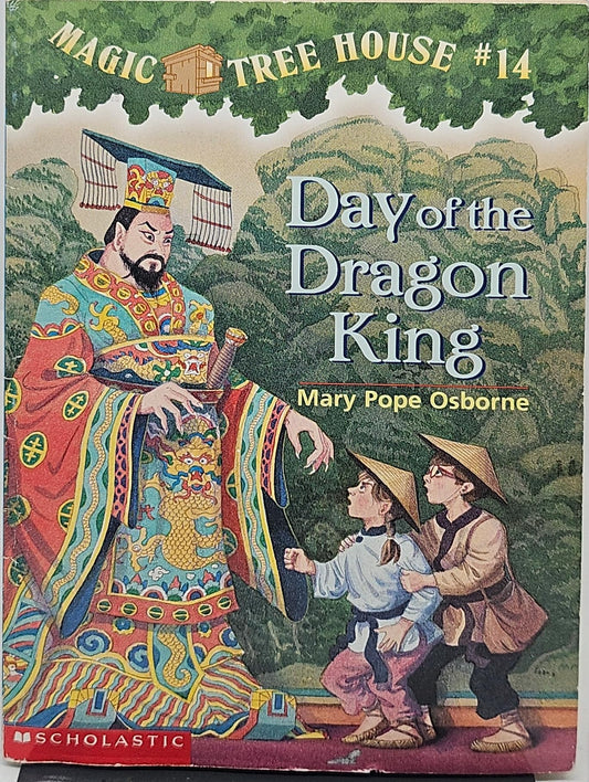 Day of the Dragon (Magic Tree House #14) book cover