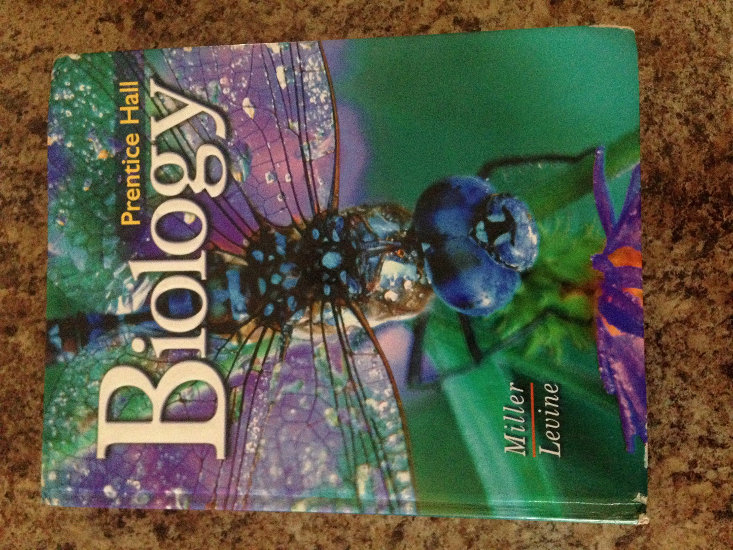 Biology by Miller & Levine 1e Student Edition 2002c