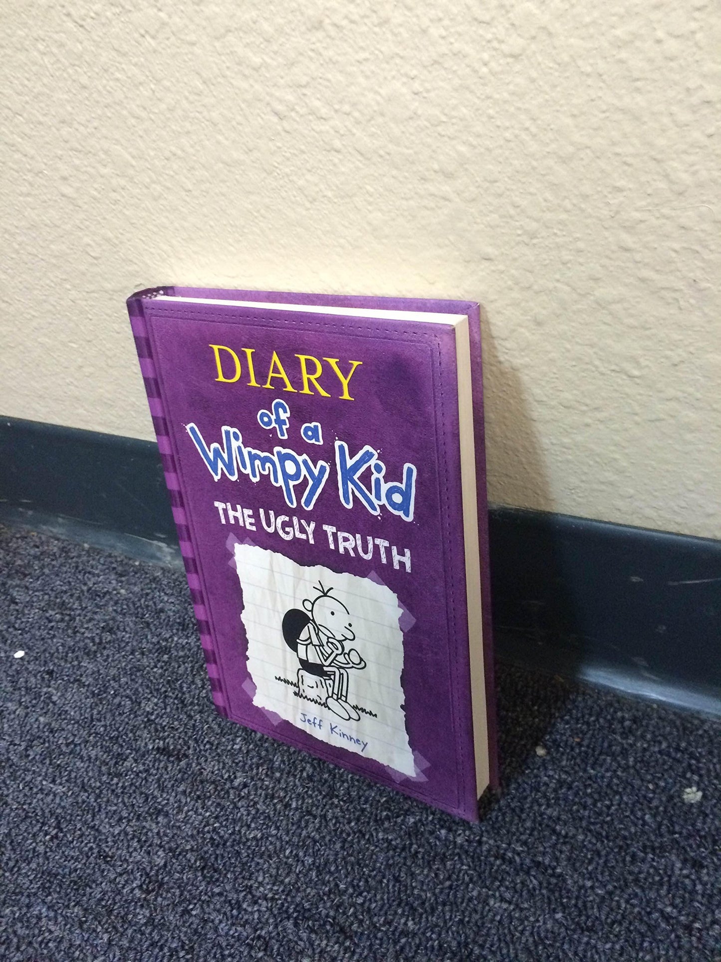 Diary of a Wimpy Kid # 5: The Ugly Truth book cover