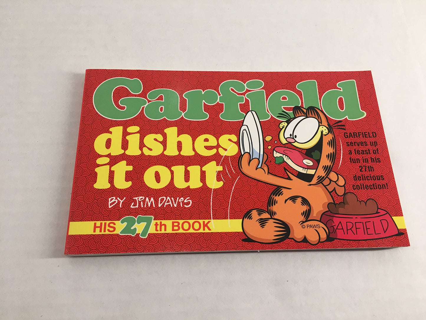 Garfield Dishes It Out book cover