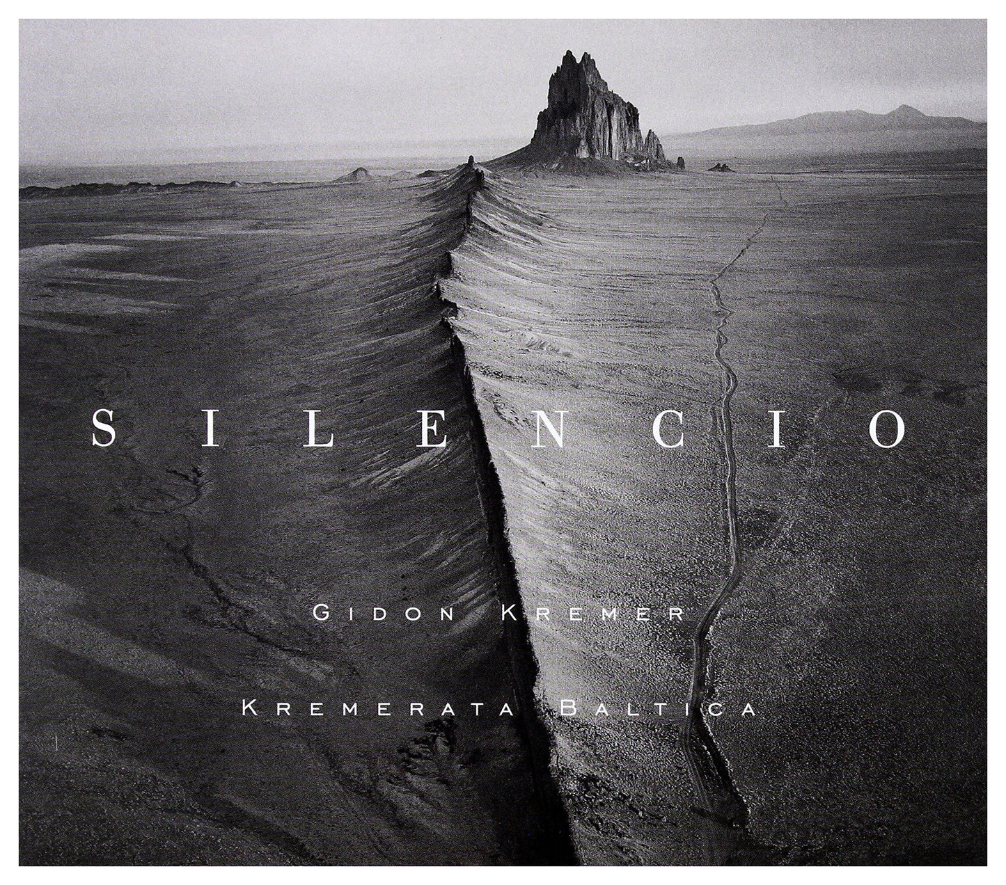 Silencio book cover